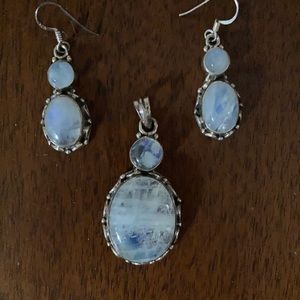 Sterling silver and moonstone pendant and earrings. New!